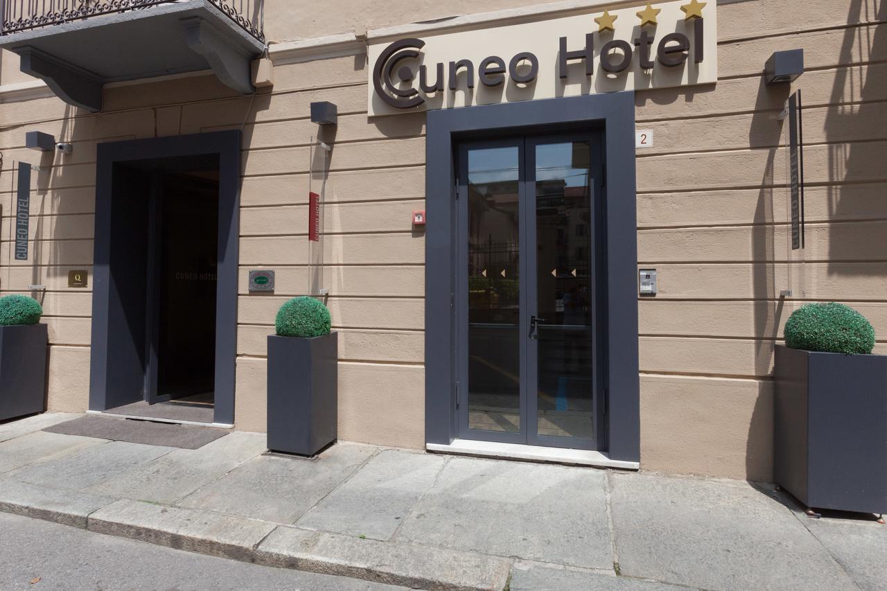 Cuneo Hotel מראה חיצוני תמונה