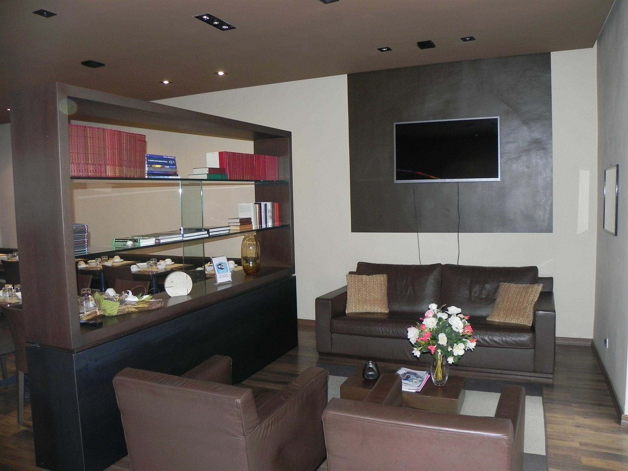 Cuneo Hotel מראה חיצוני תמונה